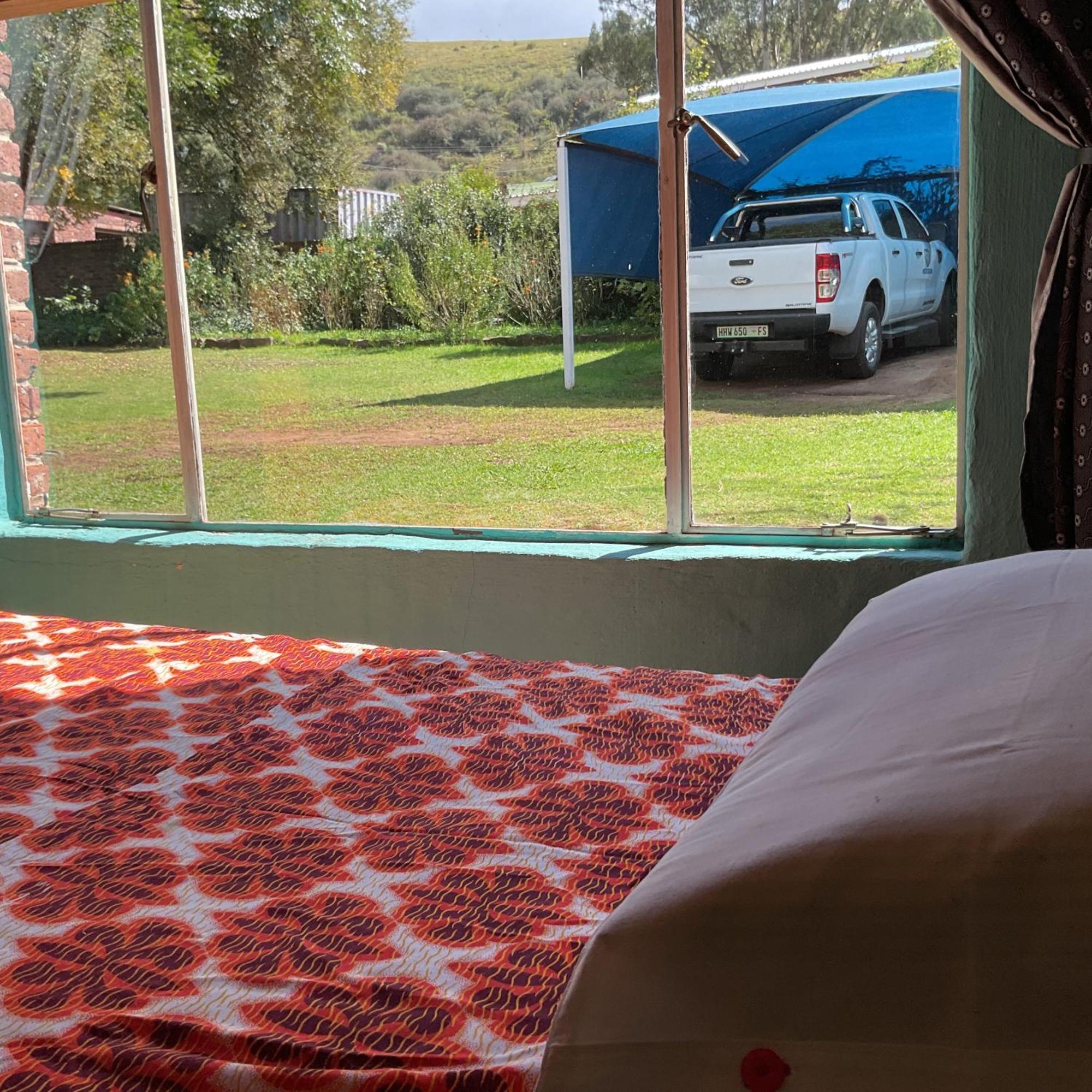 Hostel Karma Backpackers Kestell Zewnętrze zdjęcie